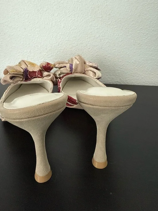 THE JANE SIGNATURE 3D FLORAL APPLIQUÉ OASIS SOCIETY Kitten Heel Mule - Picture 6 of 11